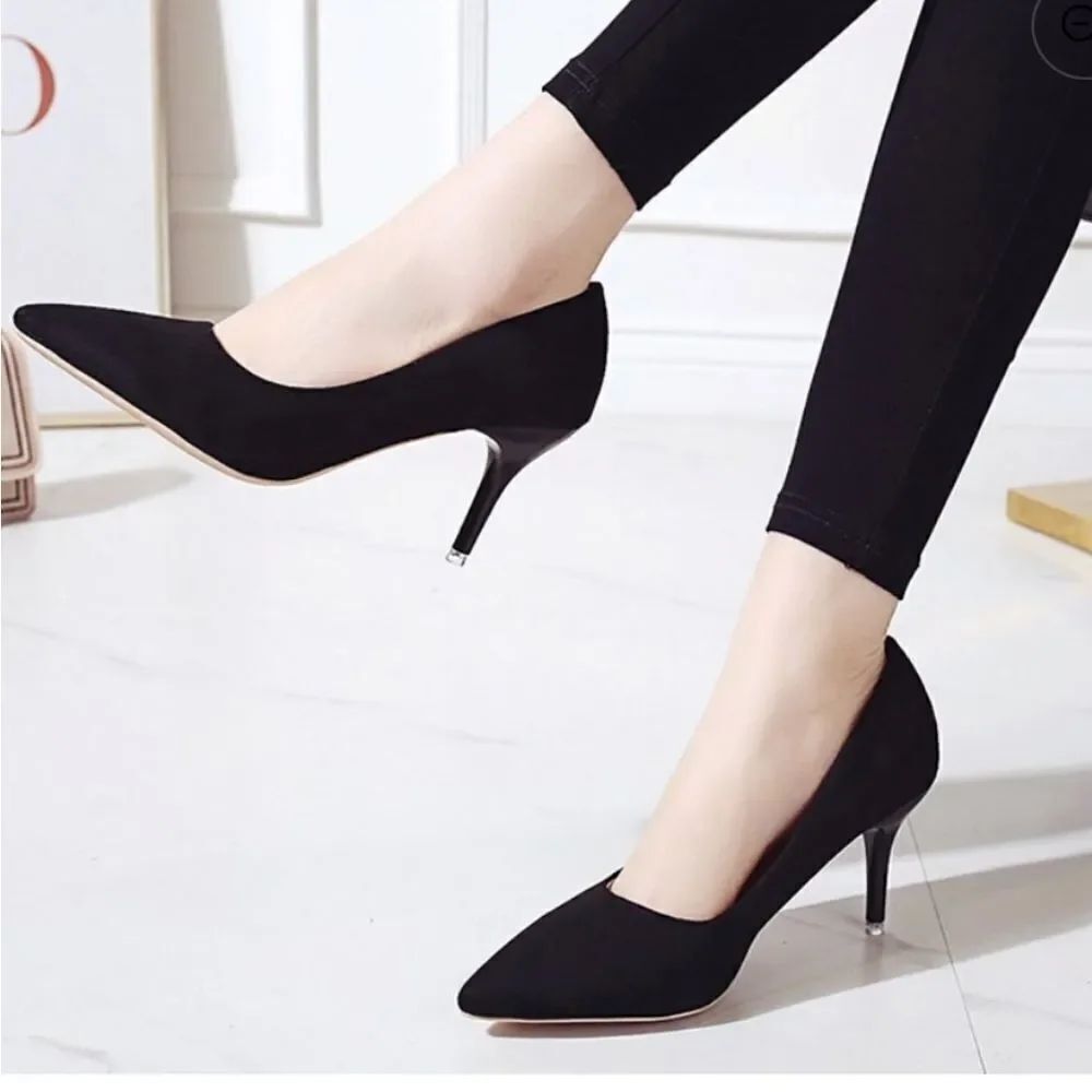 H&M WOMEN"S POINTED TOE LOW KITTEN HEEL DRESS PUMP